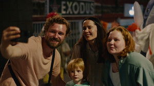 Grafika z Pod wulkanem (film 2024)